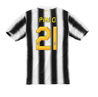 2011-12 Juventus Nike Home Shirt (Pirlo 21)