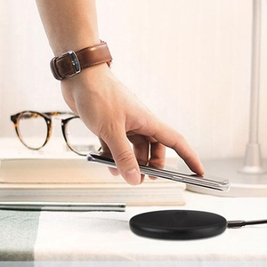 Wireless Charging Pad for Apple iPhone X / iPhone 8 / iPhone 8 Plus and all wireless charging models