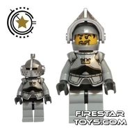 LEGO Castle - Armoured Crown Knight 2