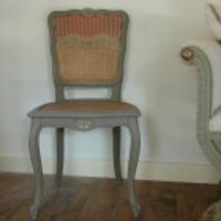 Pelmet Chair
