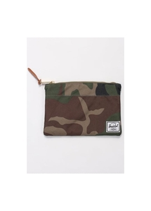 Fleece Lined Field Pouch - Camo