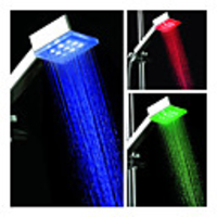 3-inch tête carrée de douche 9-conduit (plastique,  finition chrome)