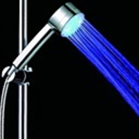 3 pouces 7colors 4 dirigées sautent changer / tête de douche bleu (siliver abs)