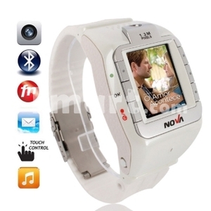 N800 Tri Band Bluetooth Touch Screen Watch Cell Phone with Bluetooth Camera Mp3 Mp4