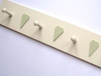 Cream Peg rail - Green Hearts