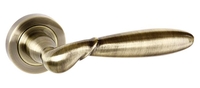 Rochester Lever Door Handle - Antique Brass Finish