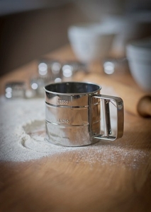 Flour Sifter - Stainless Steel