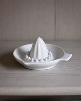 Traditional Ceramic Juicer in White