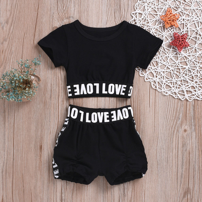 Letter Print Top and Shorts
Set