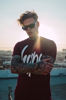 Hype Burgundy Script Mens T-Shirt Size Medium