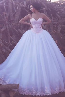 Elegant Lace Appliques
Sweetheart Custom Made Tulle
Ball Gown Wedding Dress