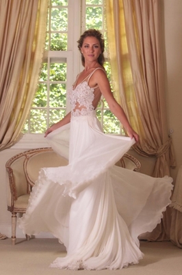 Sexy Spaghetti Straps Beach
Summer Wedding Dresses Deep
V-Neck Chiffon Open Back
Bridal Gowns