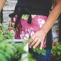 Garden Apron - Patsy Plum