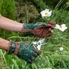 Oak Leaf Gloves - Moss Green