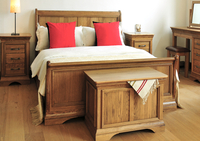 French Style Versaille Rustic Oak Sleigh Bed