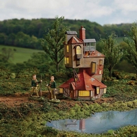 Harry Potter The Burrow Collector Model