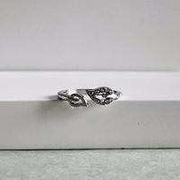 Aria Diamante Leaf Ring