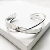 Skylar Cross Over Wave Cuff