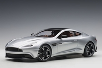 Aston Martin Vanquish S (2017) in Lightning Silver