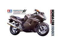 Honda CBR 1100XX Blackbird Plastic Model Motorcycle Kit