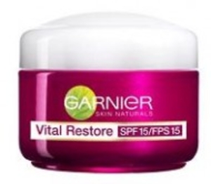 Garnier Vital Restore Complete Revitalising Day Cream SPF15 50ml