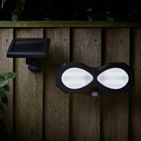 Smart Garden Solar PIR Security Light (200 Lumens)