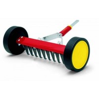Wolf Roller Moss Removal Rake