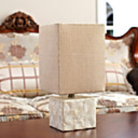 American-Style Idyllic Table Lamp In Fabric Shade