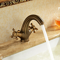 Bathroom Sink Faucet - Waterfall Antique Brass Centerset One Hole / Two Handles One HoleBath Taps Lightinthebox