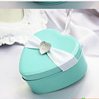 Heart Shaped Tinplate Favor Tins With White Ribbon-Set of 6
