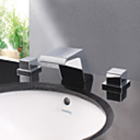 Modern Chrome Finish Designer Spout Waterfall Bathroom Sink Faucet