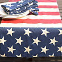 Modern Style Star Pattern Table Runners