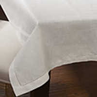 Modern Style White Solid Stripe Pattern Table Cloth