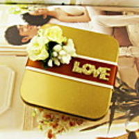 Nice Gold Favor Tin With Flowers and Ribbon Sash (Set of 30)