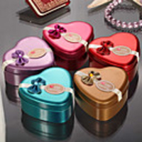 Nice Heart Shaped Metal Favor Tin With Bowkont - Set of 6 (More Colors)