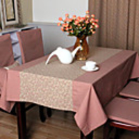Pink Check and Floral Pattern Polyester Table Cloth