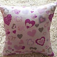 Stylish Cartoon Style Heart Pattern Decorative Pillow With Insert
