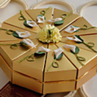 White Lily Golden Cake Favor Box (Set of 10)