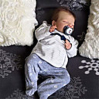20 pouce Poupées Reborn Jouet pour Bébé Nourrisson Baby Doll Reborn Avril Nouveau née réaliste Fabrication à la main Simulation Floppy Head Tissu Vinyle de silicone avec vêtements et accessoires
