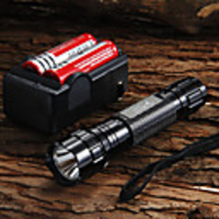 UltraFire WF-501B U2 Cree XM-L U2 de 1200 lumens lampe de poche LED 2 x 18650 3000mAh Batterie Chargeur