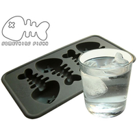 Fishbone Ice Cube Tray
