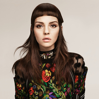 Futurewise: interlocking angles katie (cut) - Christmas Deals