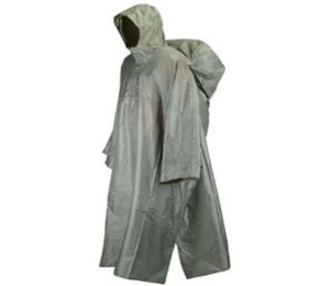 TrekMates Deluxe Poncho (Olive) (olive)