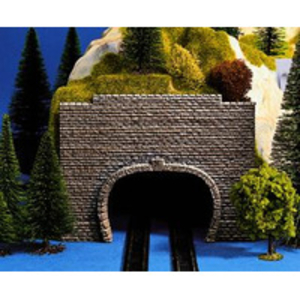 Tunnel Entrance Double Track Reduces HO to N