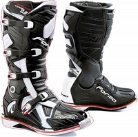 Forma Dominator Comp 2.0,  boots