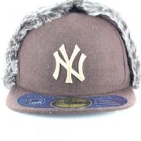 New Era Knock Cold New York Yankees Dog Ear Fitted Baseball Cap in Brown