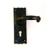 Ludlow Foundries Traditional Lever Lock Handle - LF5502