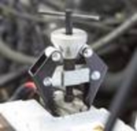 Battery terminal and wiper arm puller Westfalia