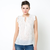 Sleeveless blouse