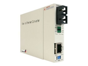 StarTech.com 10/100 Mbps Single Mode Fiber Ethernet Media Converter 30 km - fibre media converter - Ethernet,  Fast Ethernet